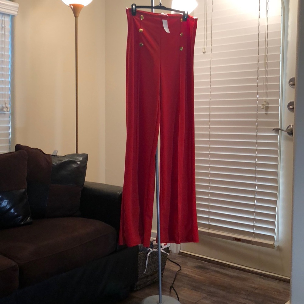 Gs love wide legs paints